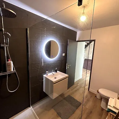 Modern Renovated #8 With 7pers Mezzanine Apartmán